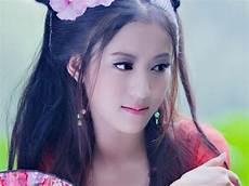 耳朵厚的女人命运
